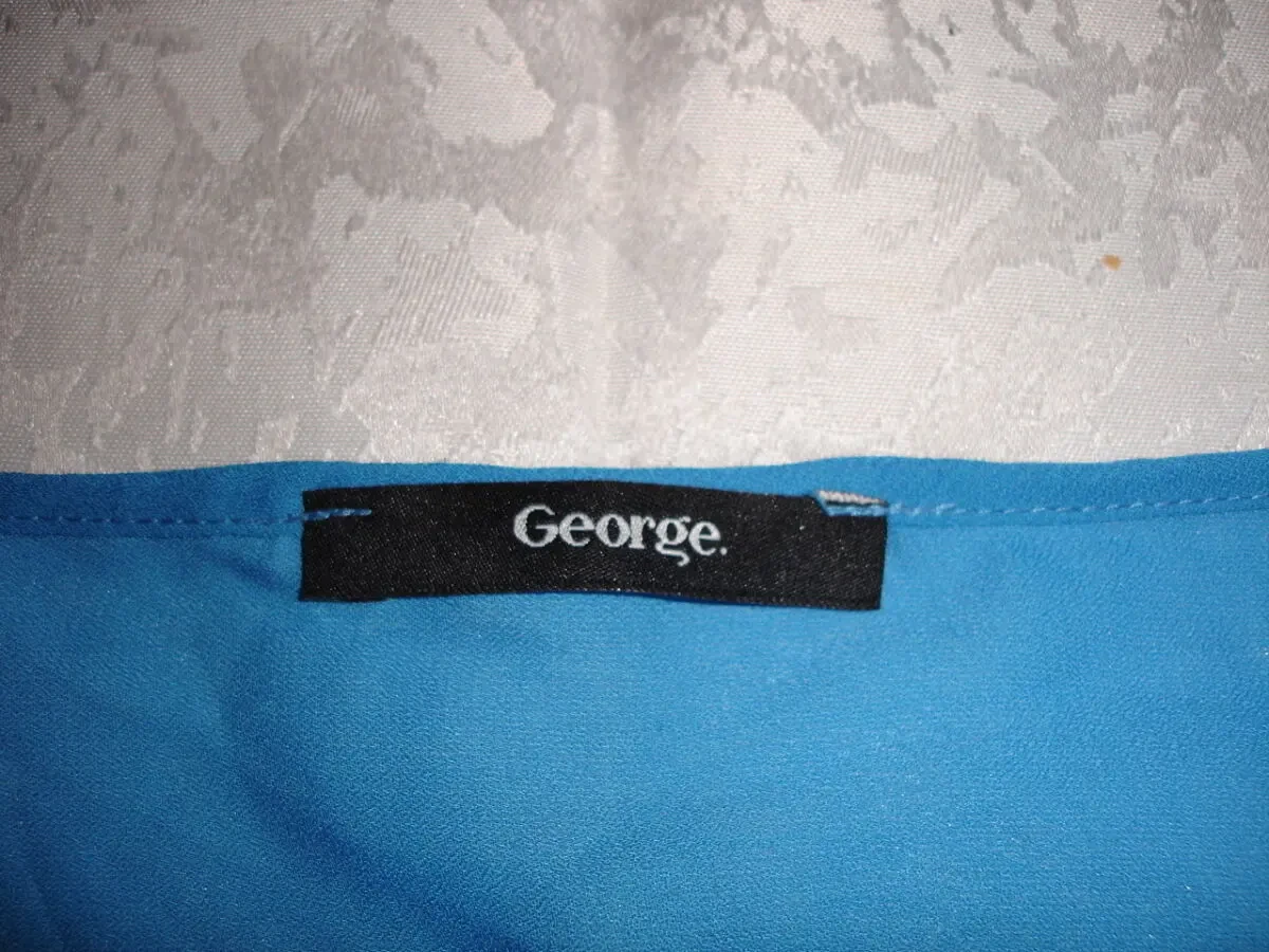 БЛУЗА/блузка 46-48 р. БРЕНДОВА. Блакитна. Літня. Короткий рукав. 3