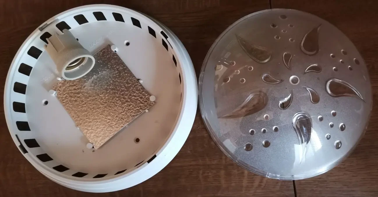 Світильник пластиковий Horoz Уфо Роза Вітрів біла 2