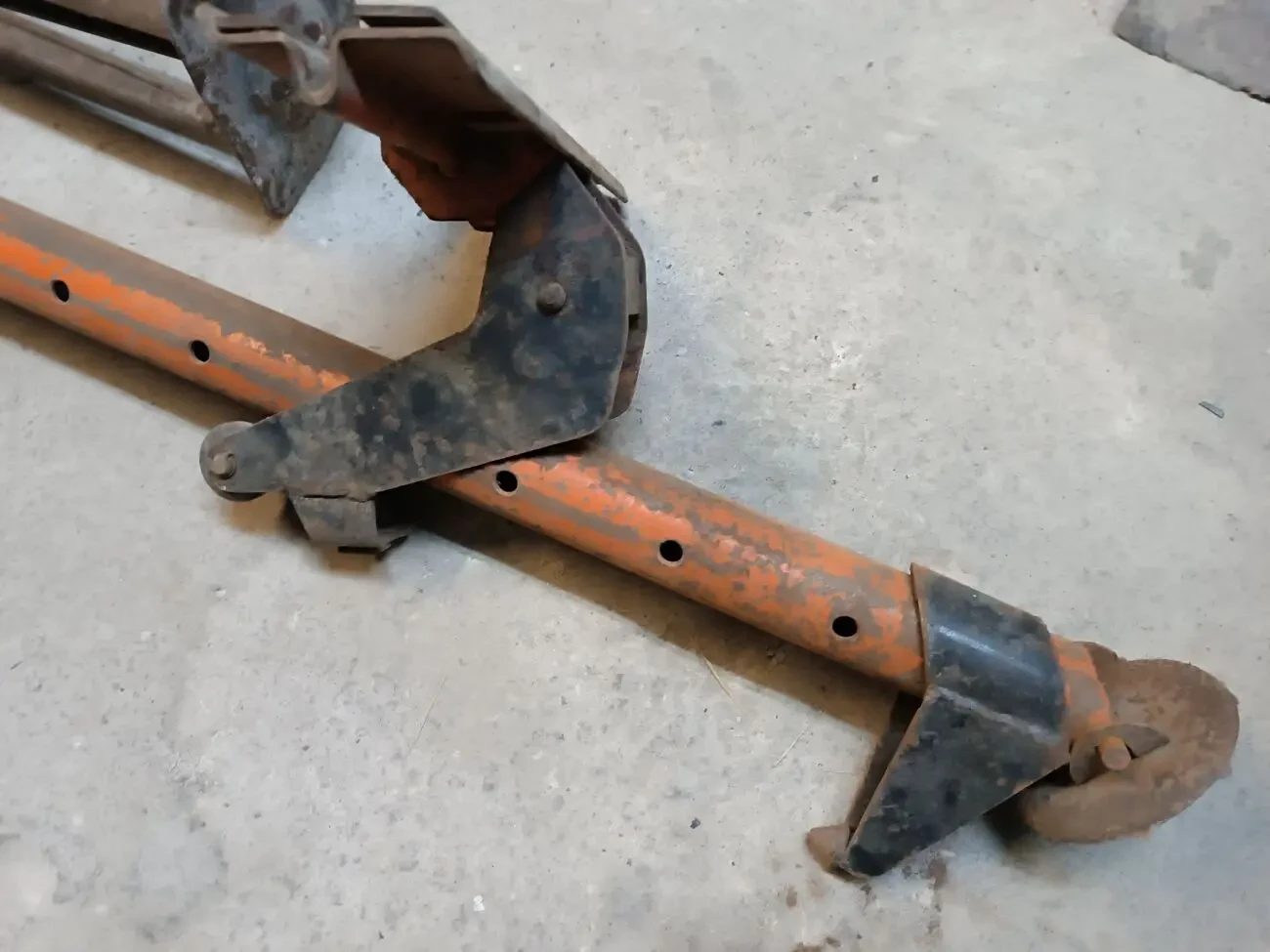 Опрокидыватель для легкового автомобиля 6