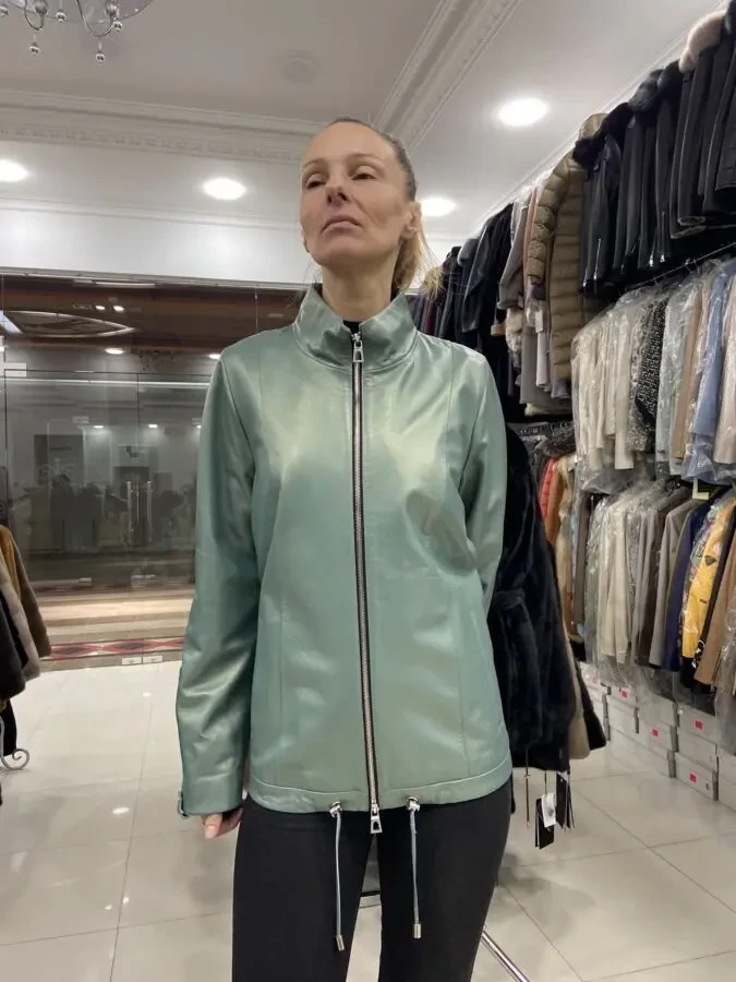 Жіноча шкіряна куртка оливкова,мятна 2