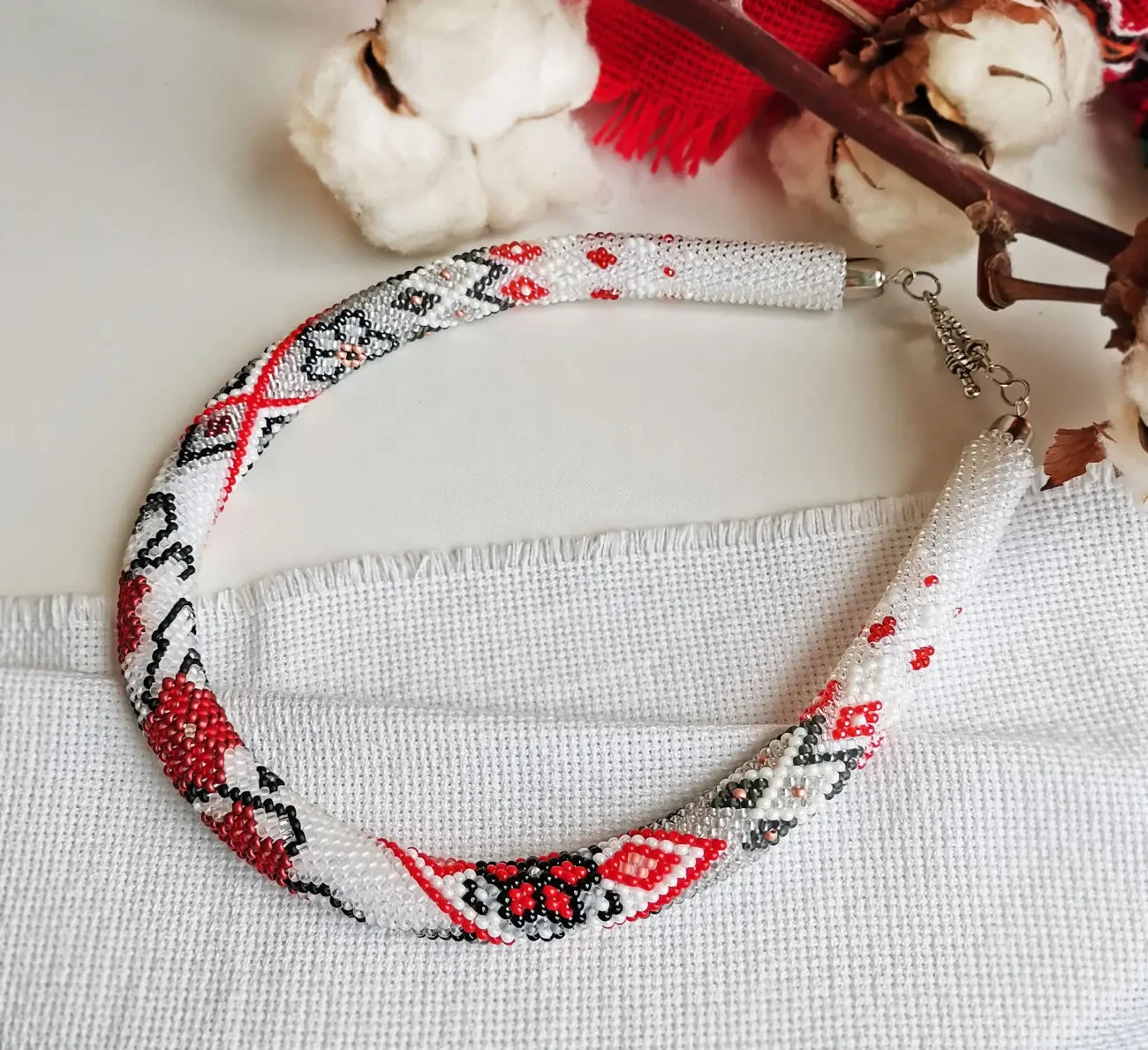 Прикраса із бісеру кольє-джгут Літопис долі 5