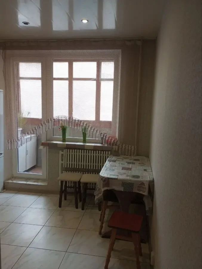 Сдам 1к кв проспект Гагарина, Одесская, 3/9 4