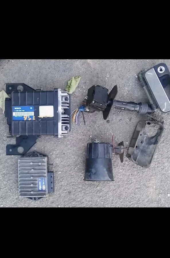 Блок управления двигателя LANCIA dedra. 2