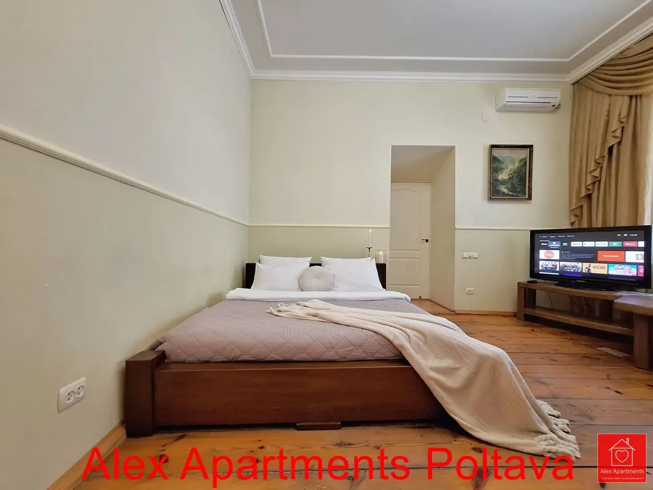 1 кімн. кв.-студія для 2 осіб. 1 ліжко. пров. Шухевича 3. Центр 3