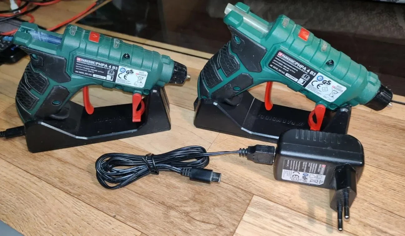 Аккумуляторный клеевый пистолет  Parkside  PHPA 4 B3