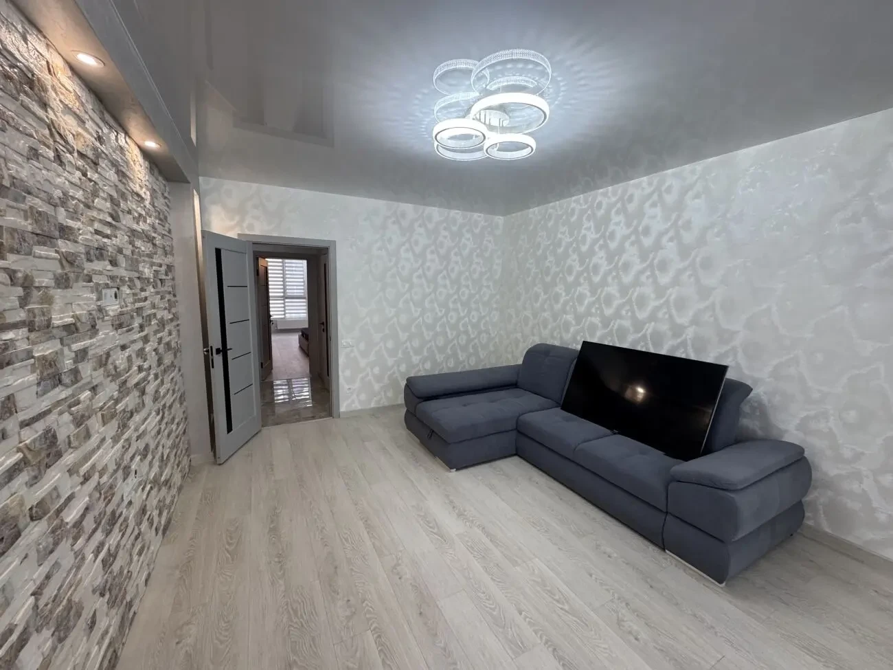 Здаю 2 кім. кВ. по вул. Довженка 6