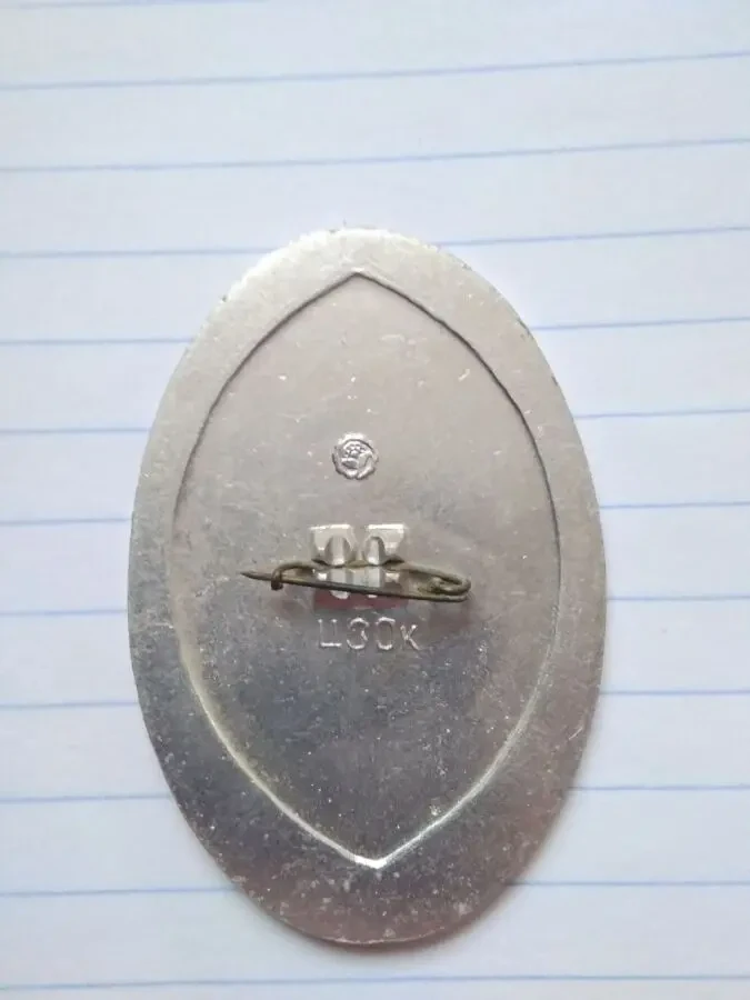 Значок оленятко 2