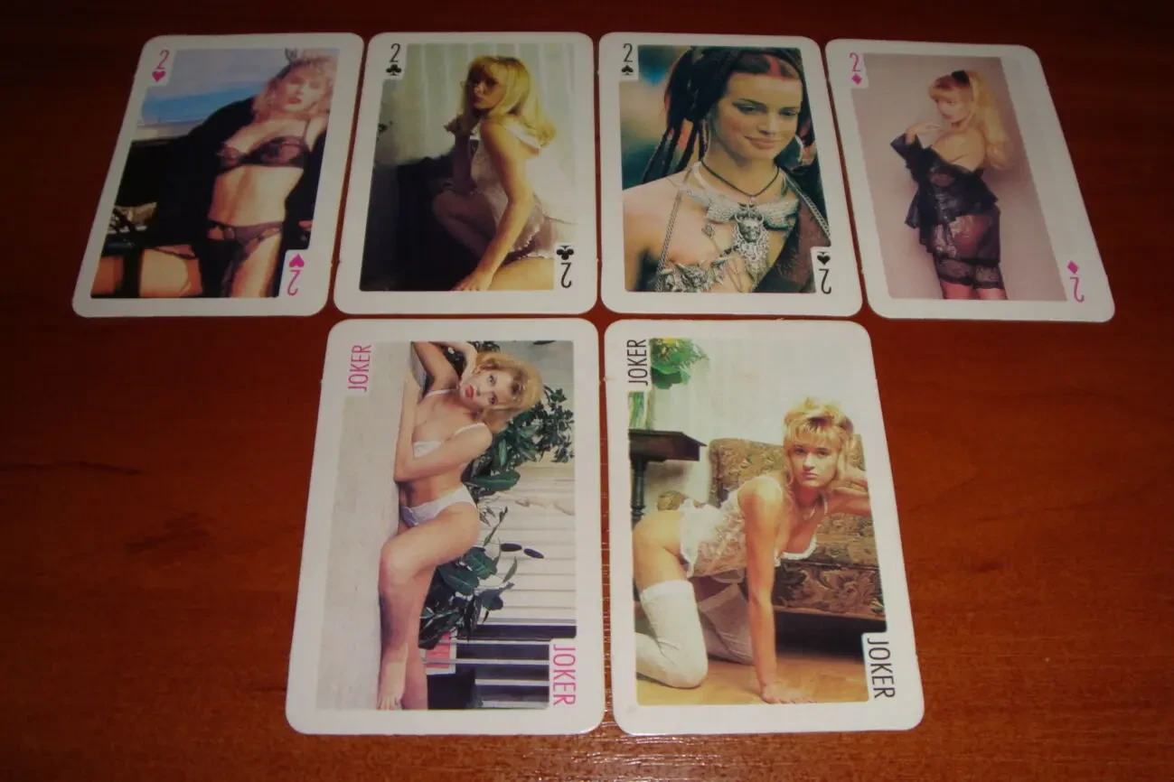 Игральные карты Красавицы 6 7