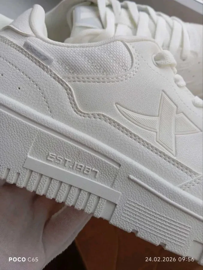 Мужские кроссовки Xtep 44 размера 3