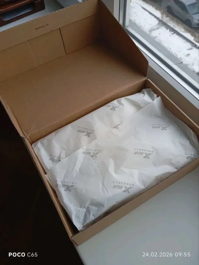 Мужские кроссовки Xtep 44 размера 9