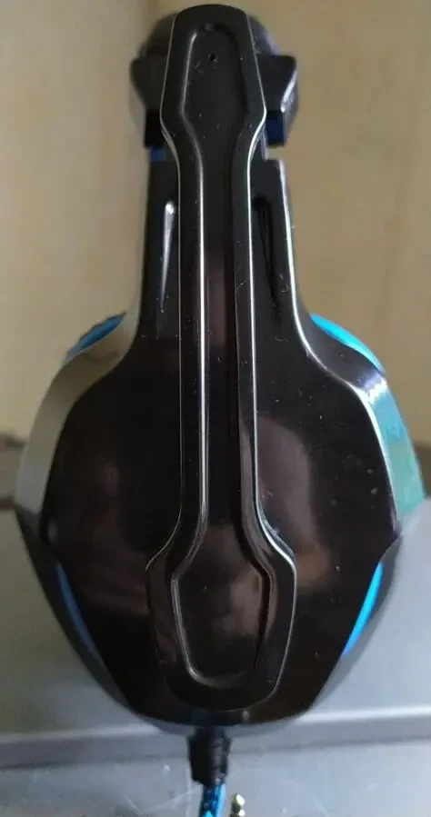 Наушники с микрофоном Outbreak MT3602 2