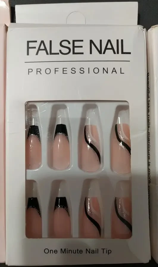 Ногти накладные (френч) 3