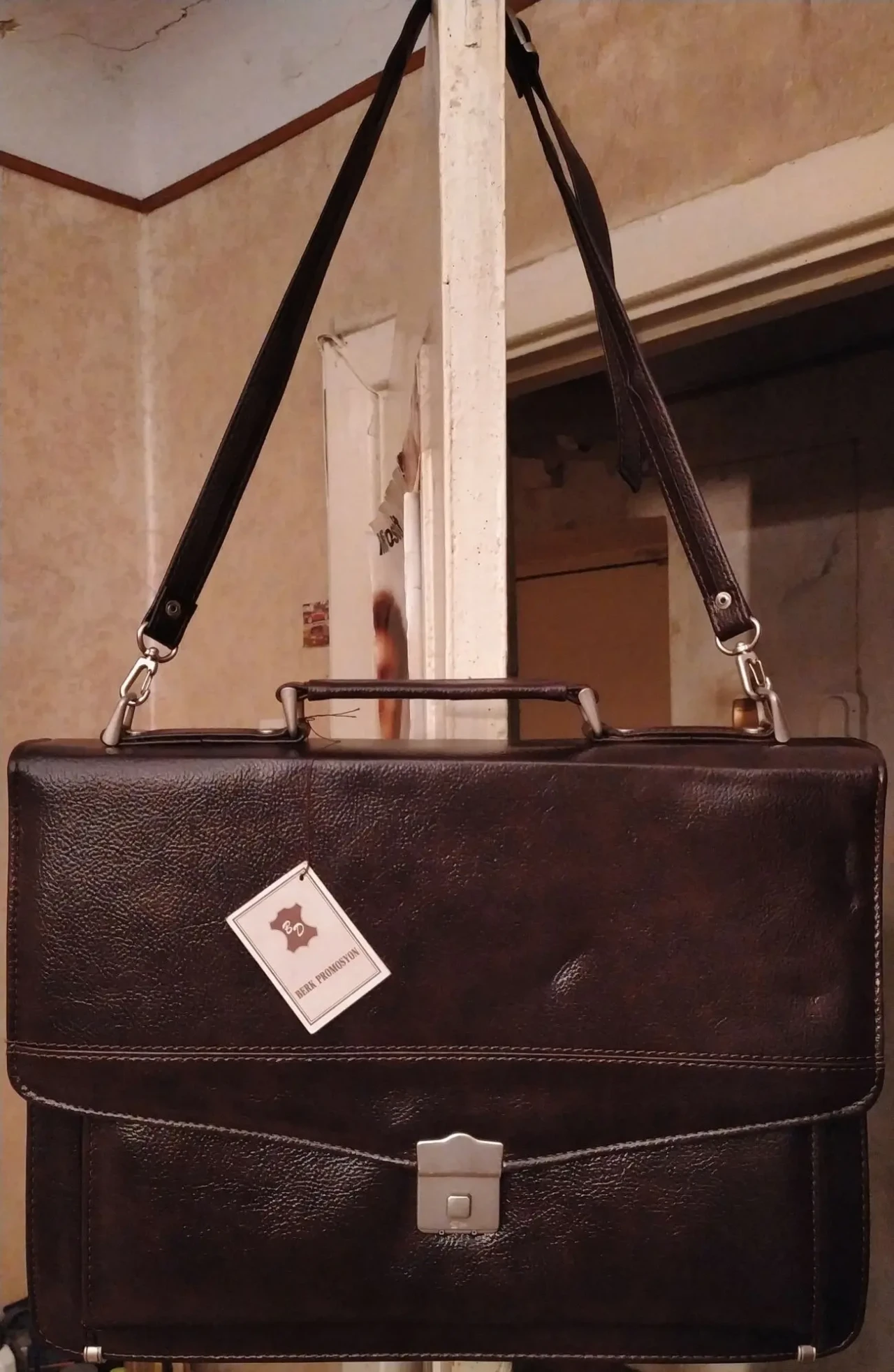 Портфель кожаный Berk Promosyon