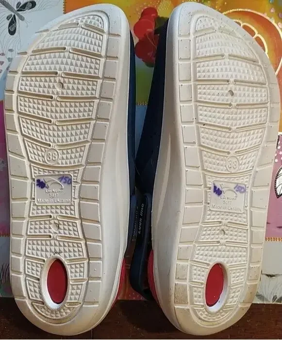 Кроксы унисекс (новые) 2