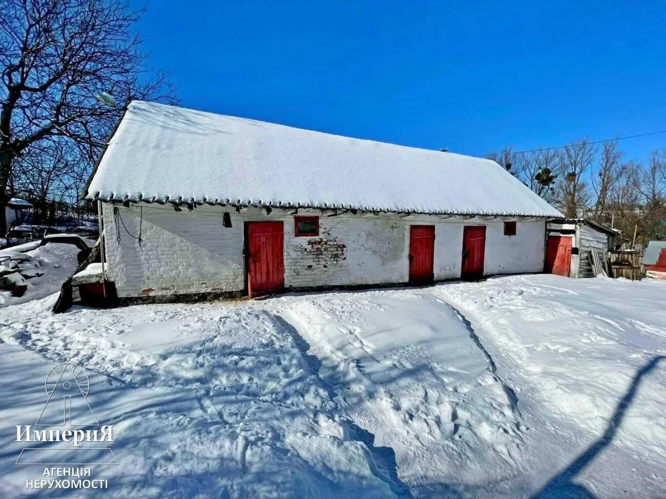 Дом с коммуникациями возле озера в Быковой Гребле. 3