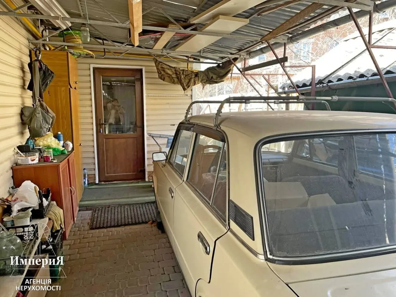 Часть дома в Центре.Три комнаты.Все коммуникации. 9