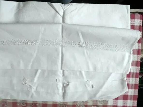 Наволочки 2шт натуральн.белый хлопок бязь ручная мережка на пуговицах 7