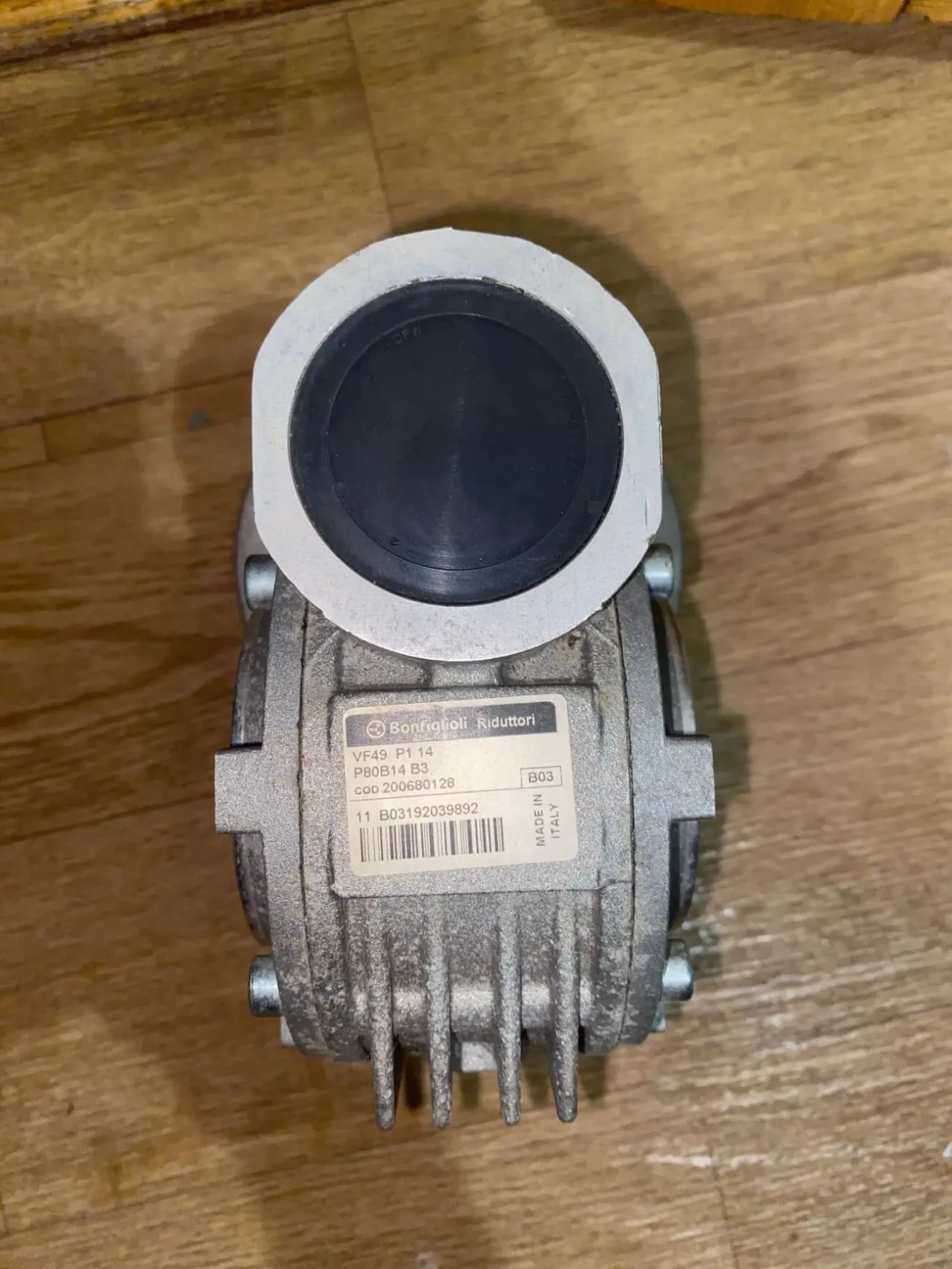 Червячний редуктор Bonfiglioli VF44 A 10P71B14 B3 4