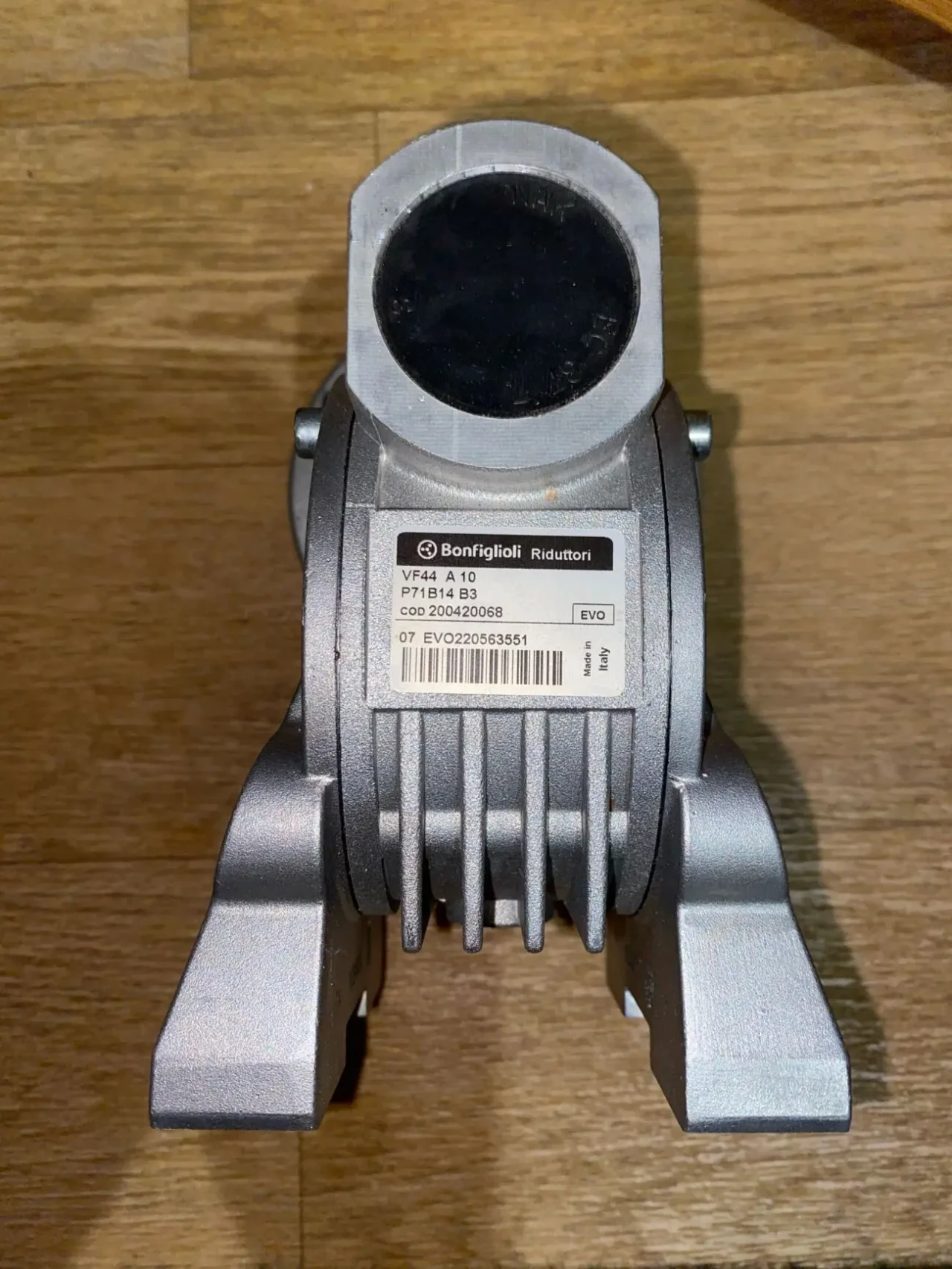 Червячний редуктор Bonfiglioli VF44 A 10P71B14 B3