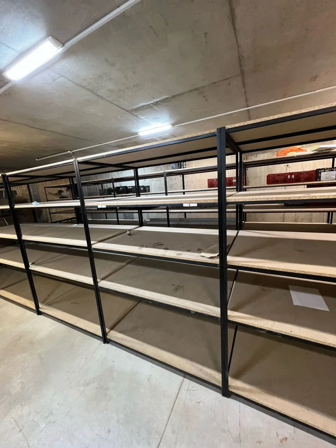 Стелажі для складу, висота 200 3