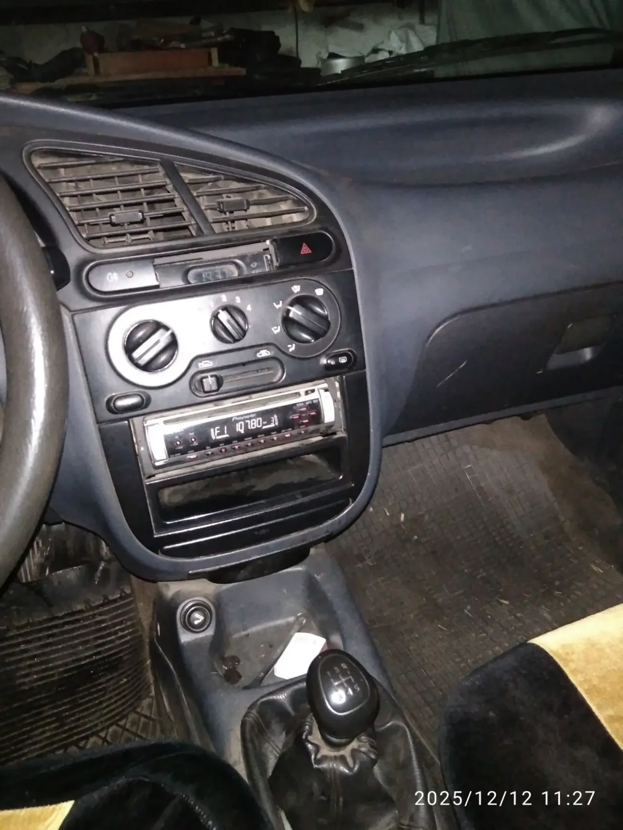 Продам автомобіль. 10