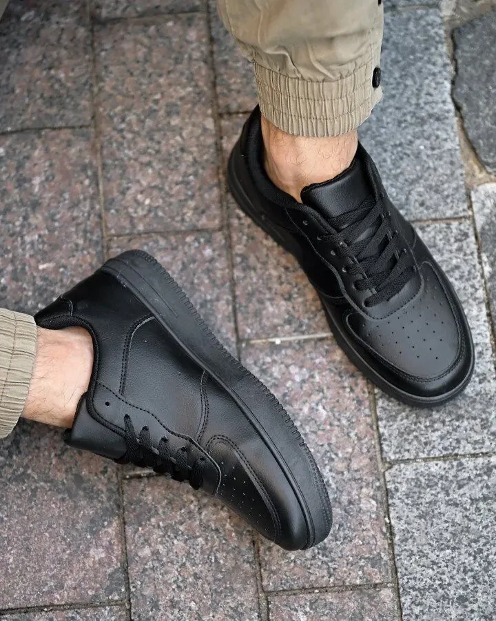 Чоловічі кросівки чорного кольору 6