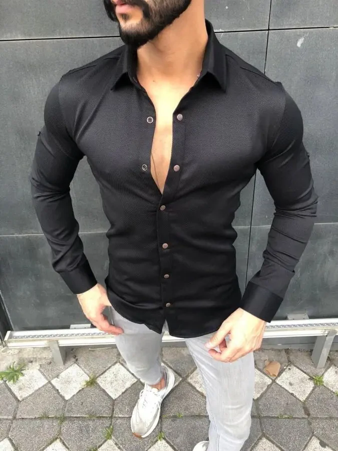 Чоловіча сорочка чорного кольору 2