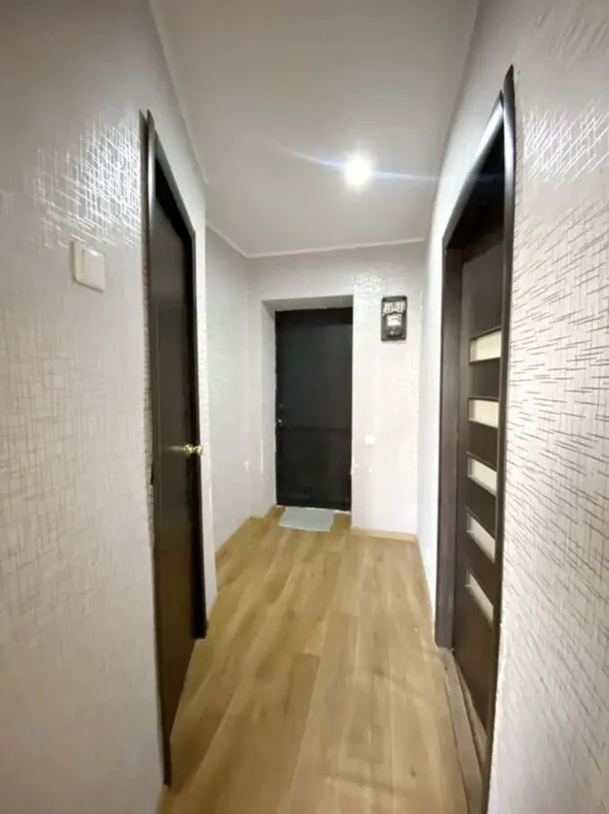 Продаю 1к.квартиру в Лісках (вул. Г. Карпенка) 8