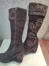 Зимние сапоги от Billiani Collection