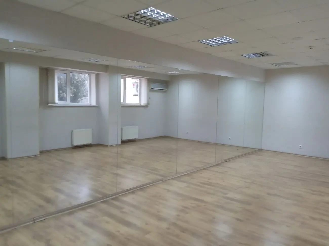 здається танцювальна зала 3