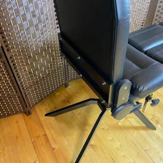 Педикюрное кресло кушетка 2