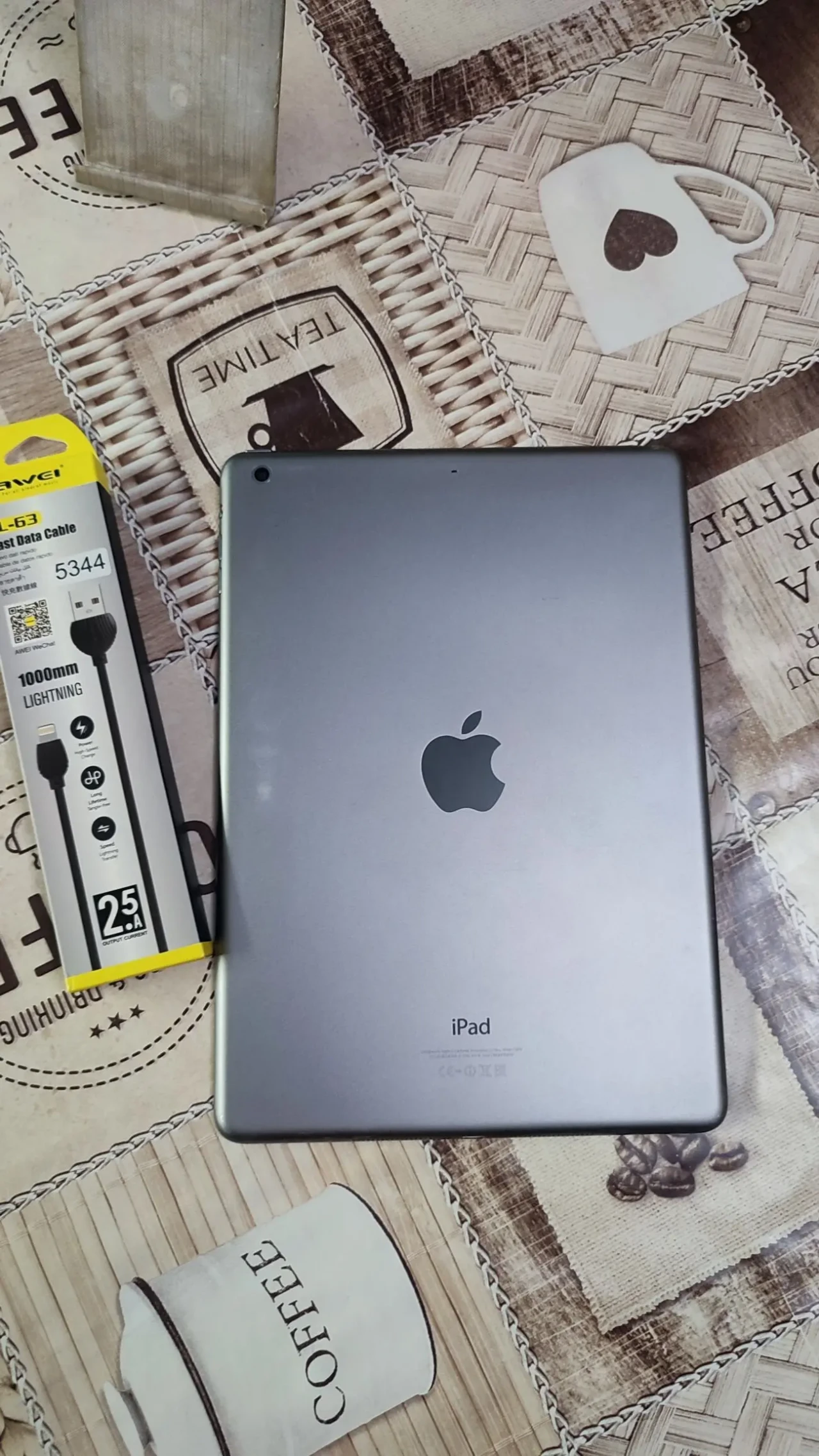 Продам планшет Apple iPad Air Wi-Fi 1/16GB. 5