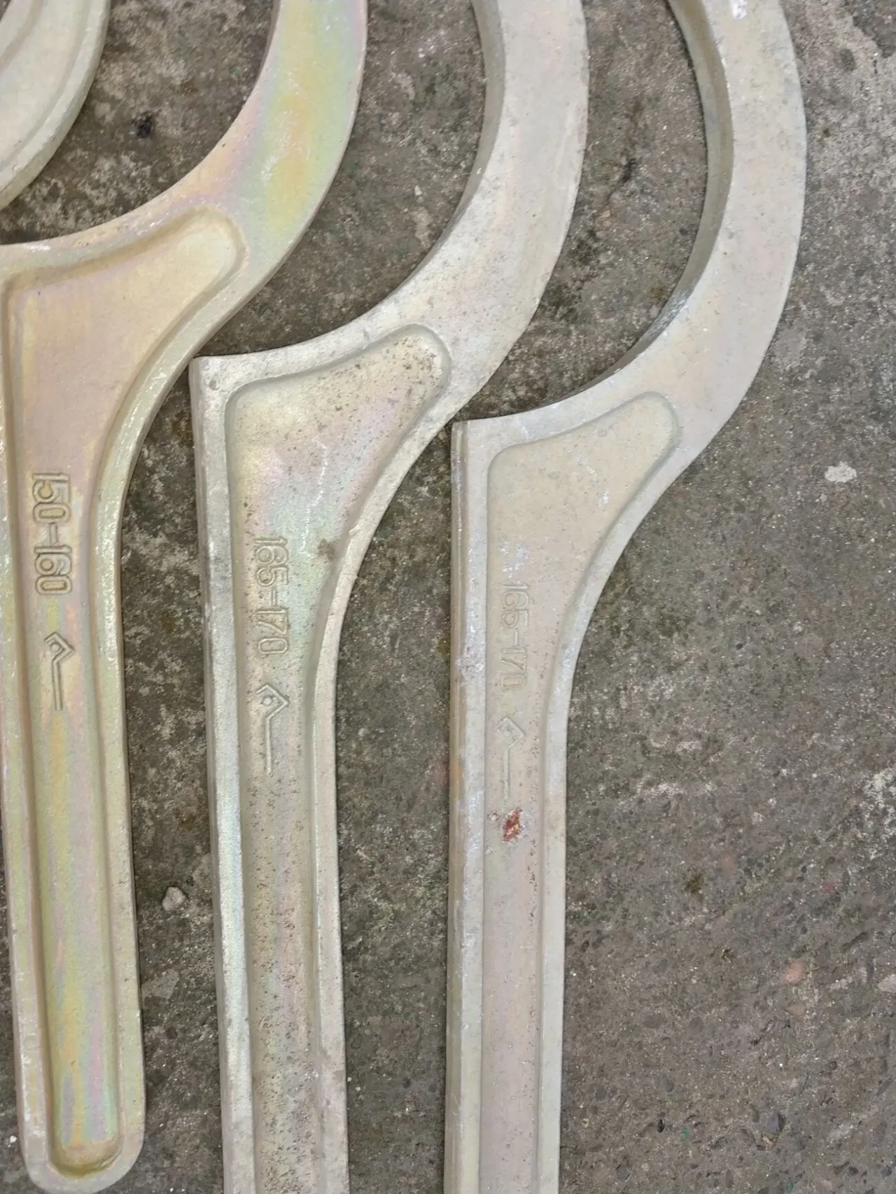 ключ під круглу гайку 115-120  150-170