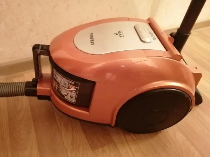 Продам пылесос Самсунг твин