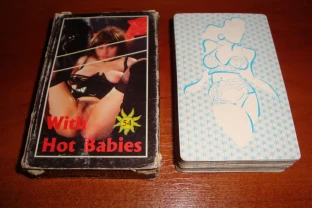 Игральные карты Красавицы 4