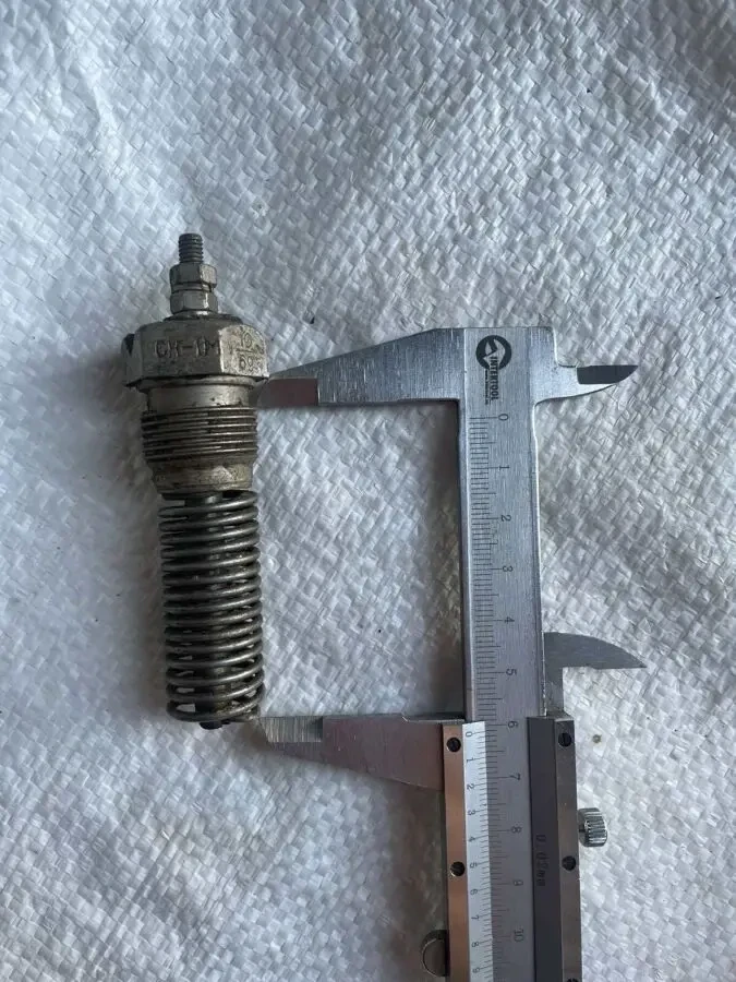 Продам свічки СН-1М 4