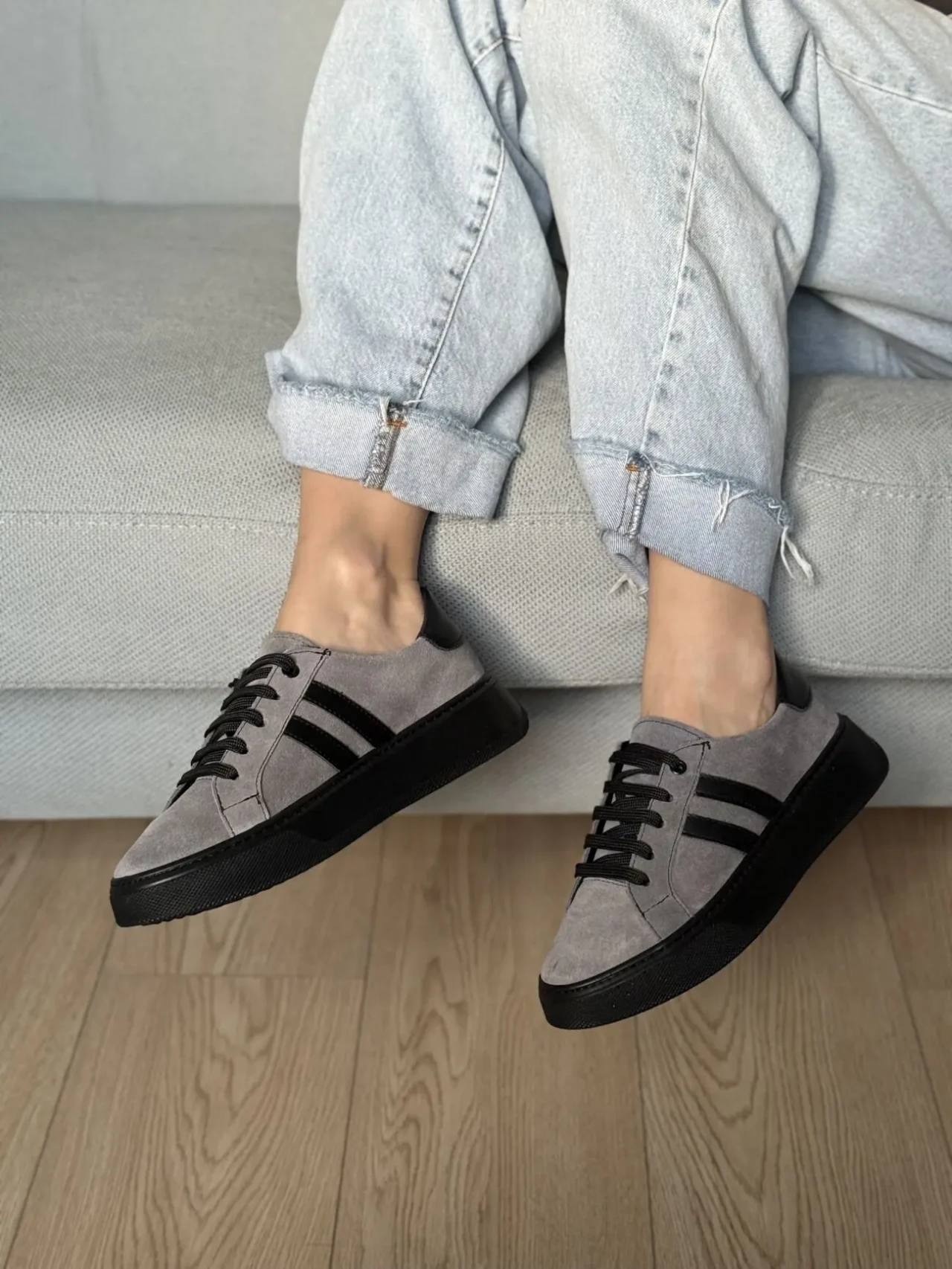 ЖІНОЧЕ ВЗУТТЯ