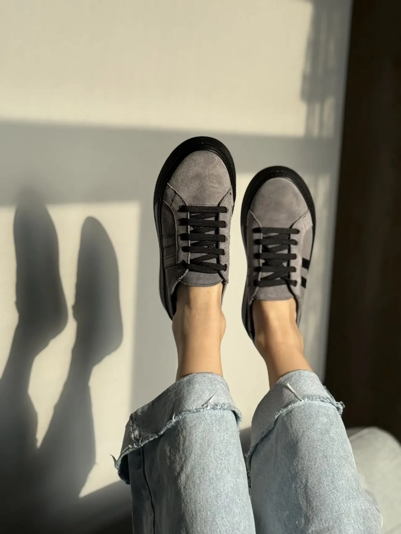 ЖІНОЧЕ ВЗУТТЯ 9