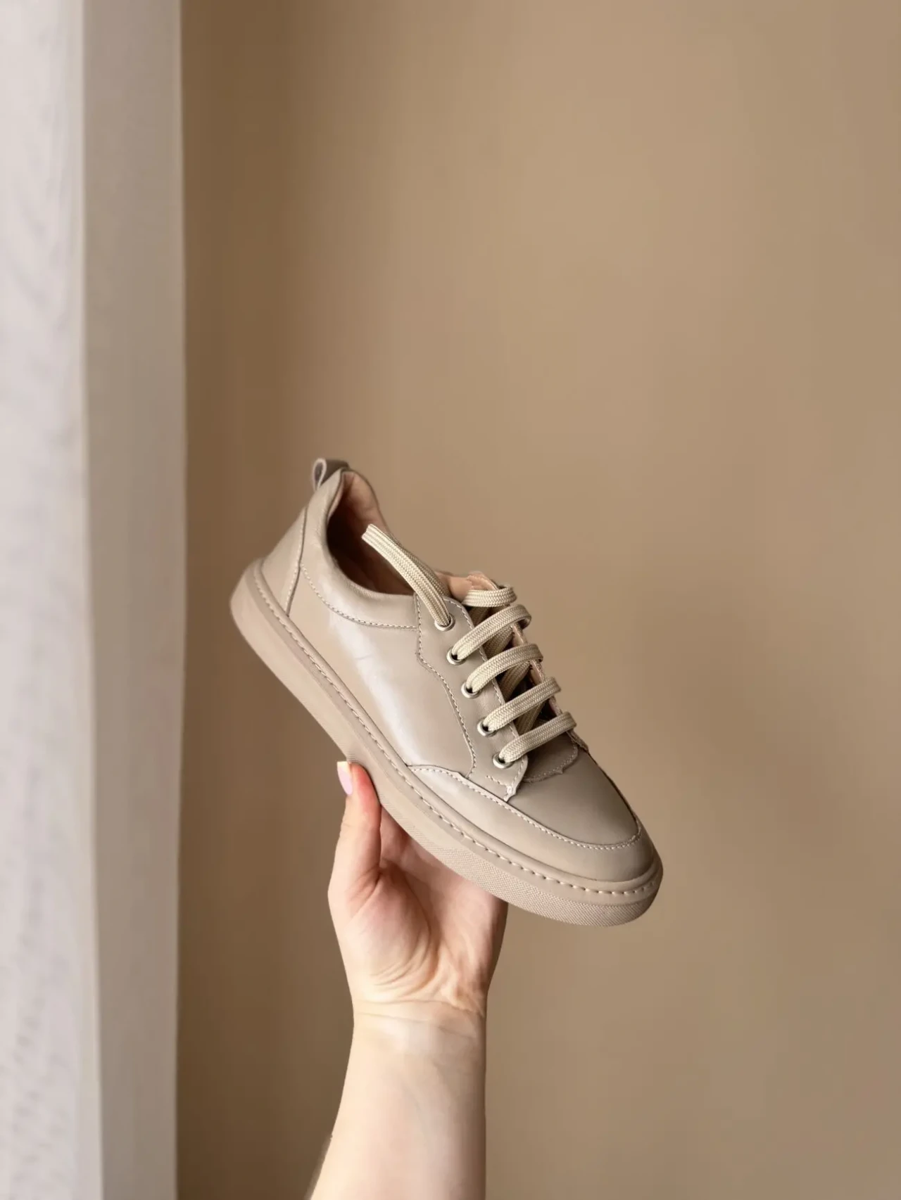 ЖІНОЧЕ ВЗУТТЯ 8