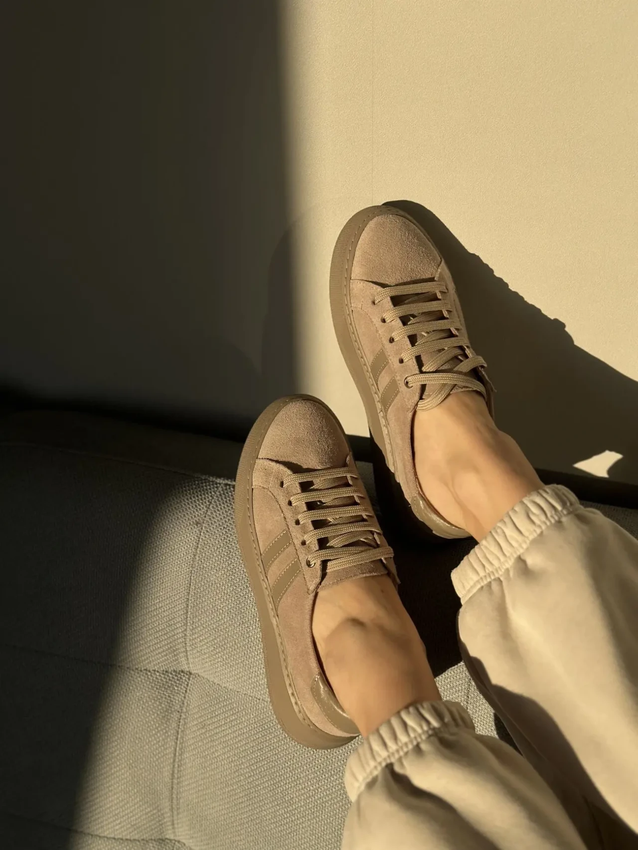 ЖІНОЧЕ ВЗУТТЯ 7