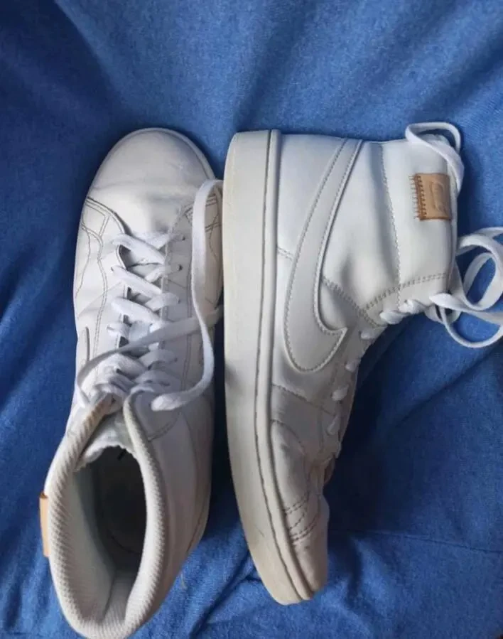 Кожаные хайтопы Wmns Nike Court Royale 2 Mid.39р(25.5/26 см) 2