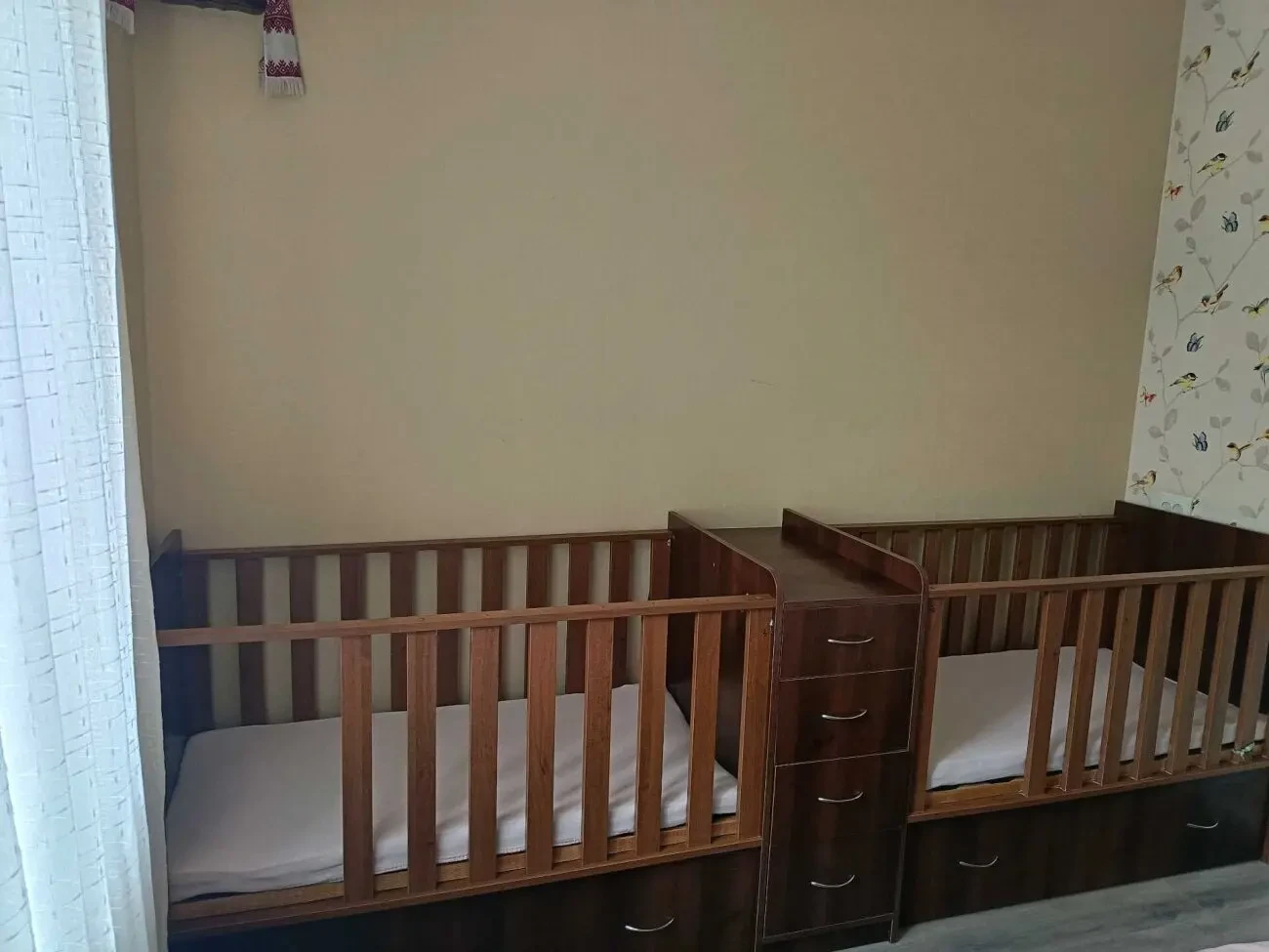 Супер-ліжко для двійнят 3-в-1: два ліжечка + комод-пеленатор (Черкаси) 2