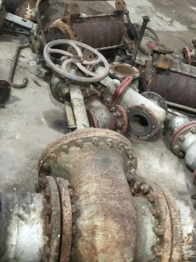 Продаж б/в запірної арматури (засувки, клапани, вентилі) 4