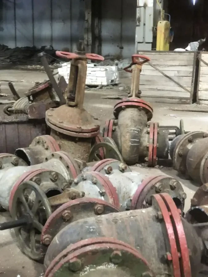 Продаж б/в запірної арматури (засувки, клапани, вентилі) 3