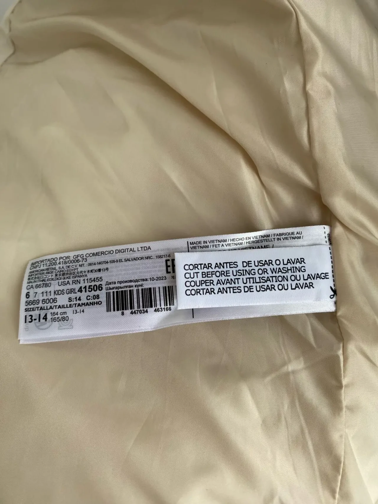 ЖИЛЕТ СТЬОБАНИЙ З КАПЮШОНОМ 6