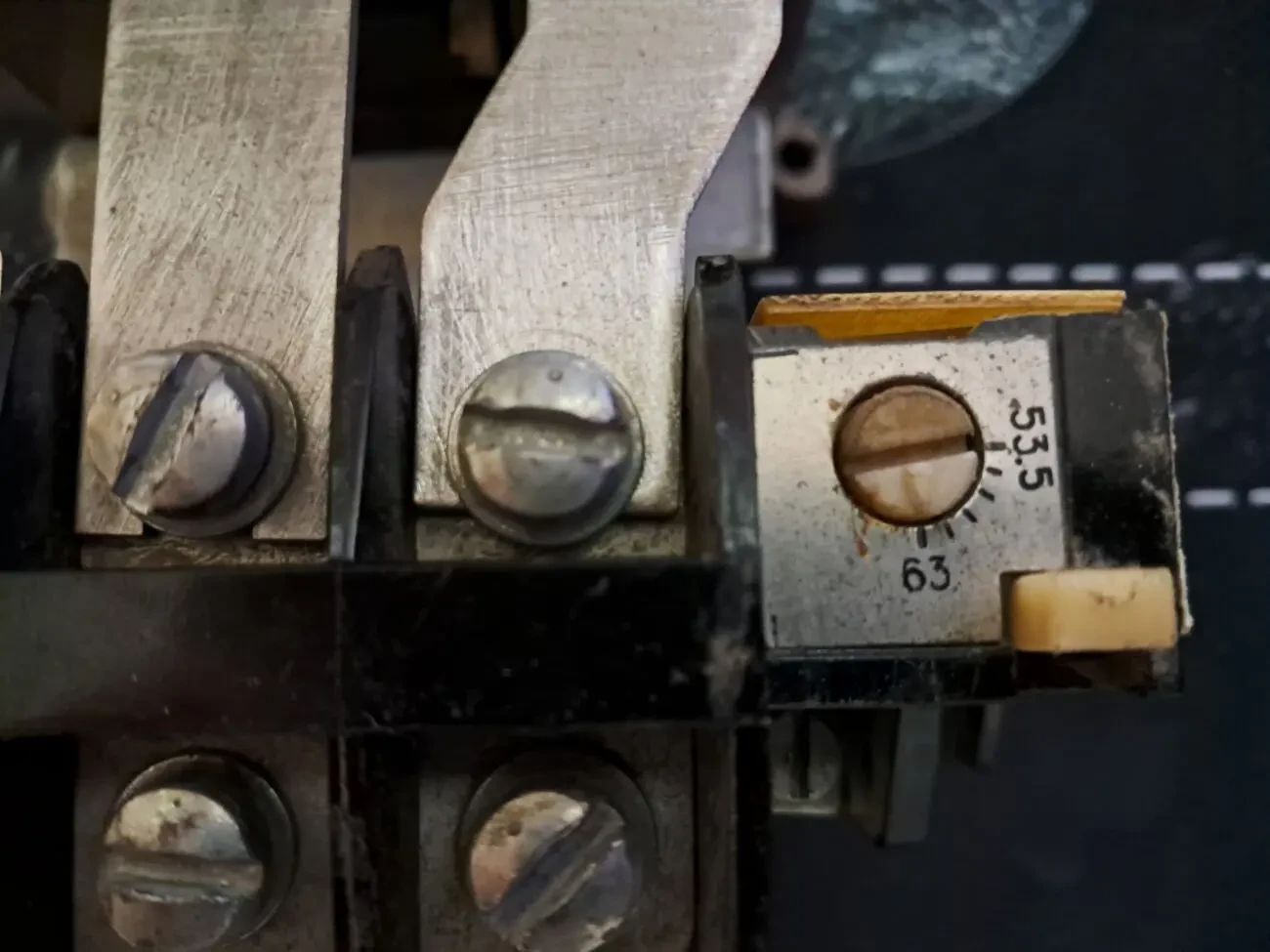 Электромагнитный пускатель ПМА-4200ПУХЛ4В с защитой 8