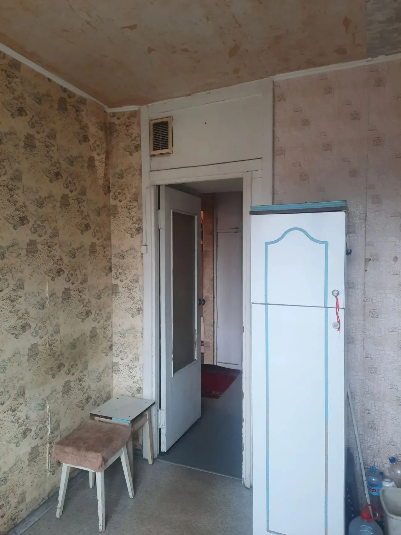 Продам 2к квартиру Тополь-3 8