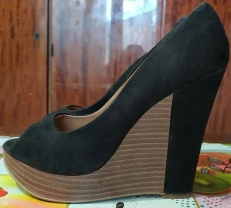 Туфли на танкетке Evento