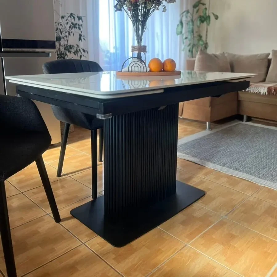 Стіл Ferari з керамограніту у Львові