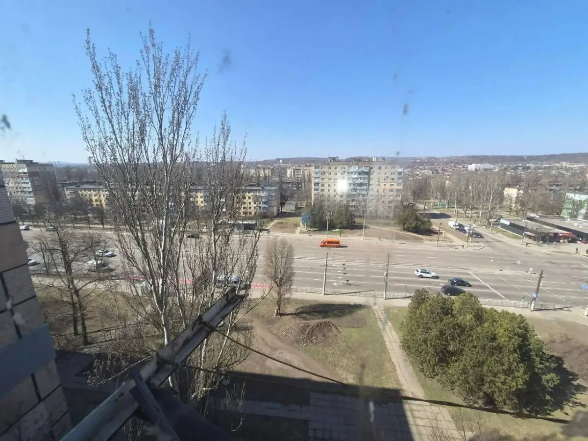 Продаж 3-х кімнатної квартири. Вулиця Олексія Різниченка. 8